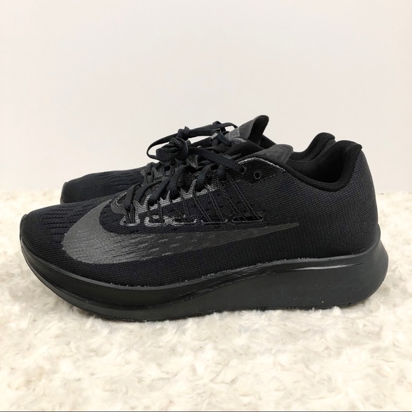 zoom fly triple black
